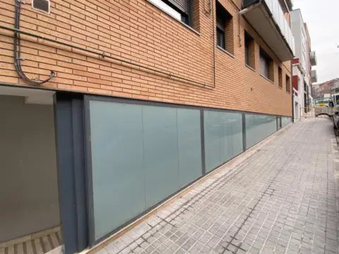 Local comercial en Carrer de Josep Carner, 19