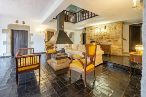 Chalet rústico en Veïnat de Penedès