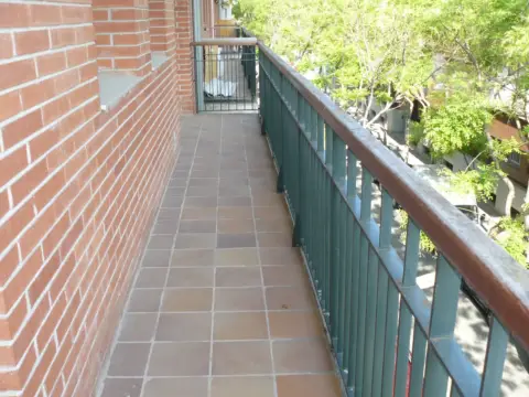 Piso en Carrer del Castell de Requesens