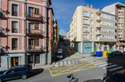 Piso en calle Emperador, 2