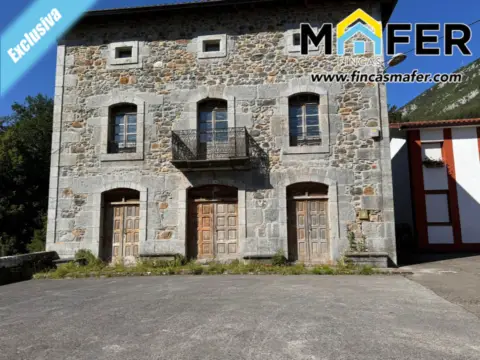 Casa en Barrio de los Regules