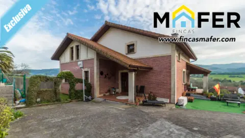 Chalet en calle Sorriba