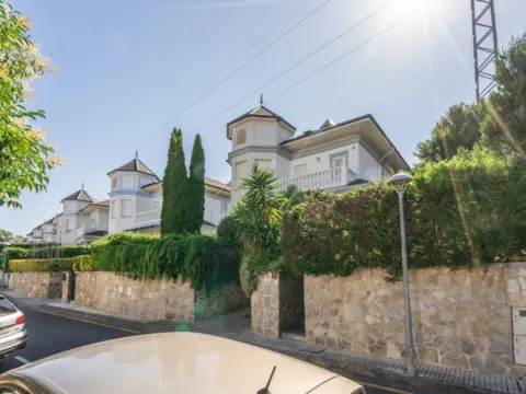 Chalet unifamiliar en calle Bellavista, nº 20