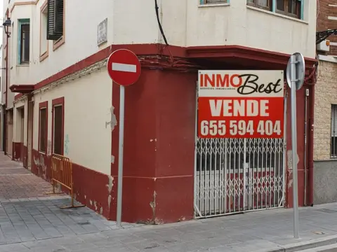 Local comercial en calle Rey en Jaume
