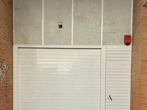 Garaje en calle Comercio