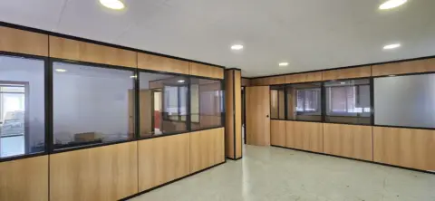 Oficina en Plaça de Sant Bertomeu