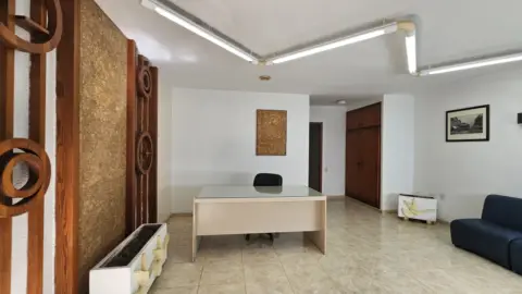 Oficina en Carrer de Francisco Pizarro