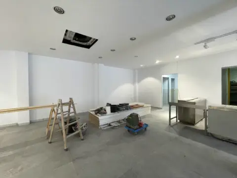 Local comercial en Sagrada Família