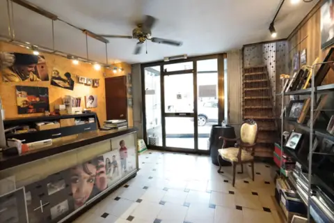 Local comercial en Valldaura