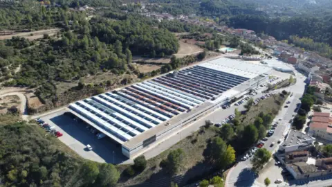 Nave industrial en Avinguda de Catalunya, 3