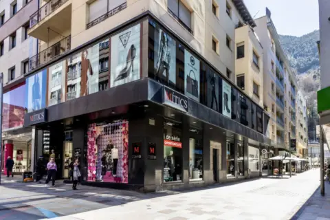 Piso en calle Isabelle Sandy, nº 5