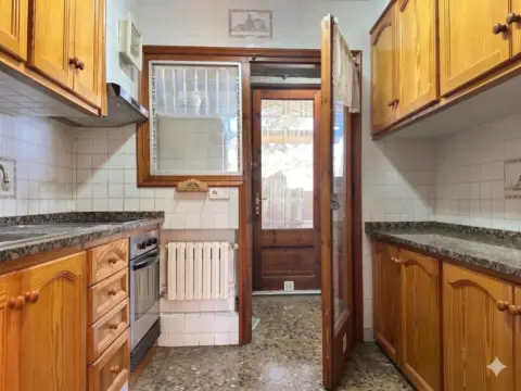 Casa en calle Torra, nº 22