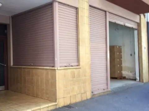 Local comercial en Carrer de Ramon Sambola