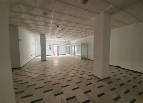 Local comercial en calle de Soria, 31