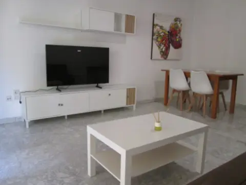 Piso en Avenida Divina Pastora