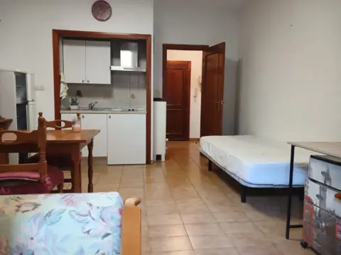 Piso en Avenida Divina Pastora