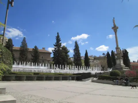 Piso en Avenida de la Constitución