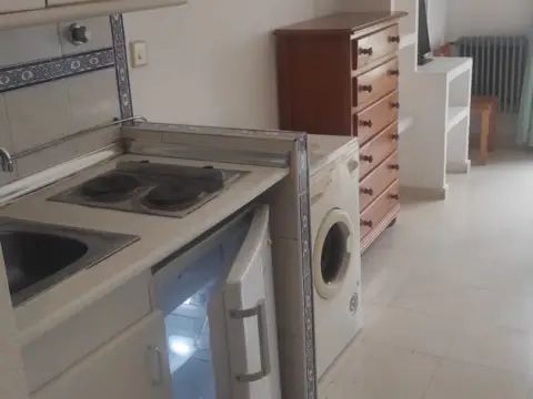 Estudio en calle Almona de San Juan de Dios