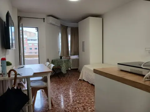 Estudio en calle Doctor Guirao Gea