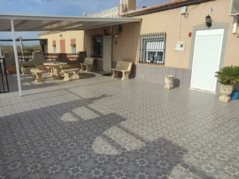 Casa en calle La Pedrera