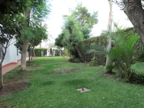 Chalet en El Conquero