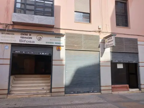 Local comercial en calle de Miguel Redondo, 21