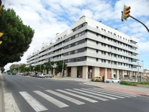 Commercial space in Avenida de Andalucía, 56