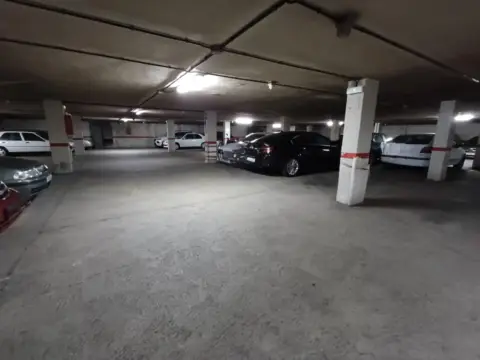 Garaje en calle de Bogotá