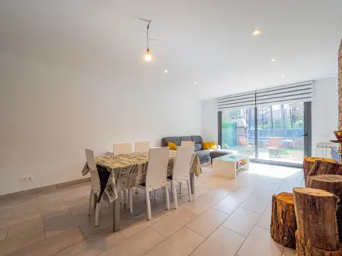 Casa en calle Serrat de La Rodonella