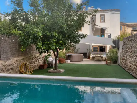 Casa adosada en Alaró