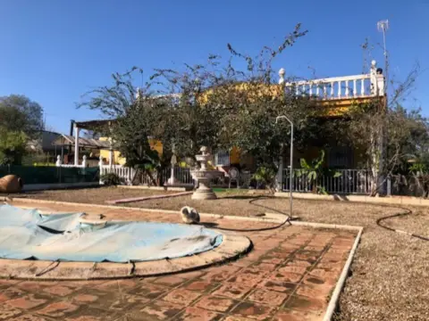 Chalet rústico en Extrarradio