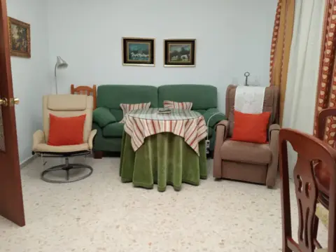 Casa adosada en Mairena del Alcor