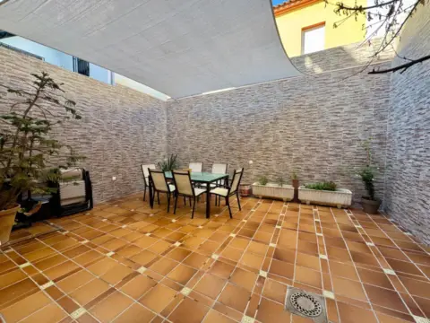 Casa adosada en Mairena del Alcor