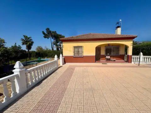 Chalet rústico en Extrarradio