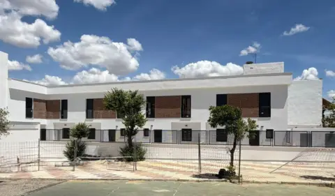 Casa adosada en Instituto Blas Infante