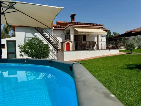 Chalet en Urbanización Torreón