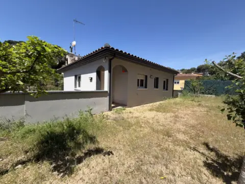 Casa en Carrer del Lliri, 1