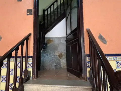 Casa en Plaça de Farners, 1