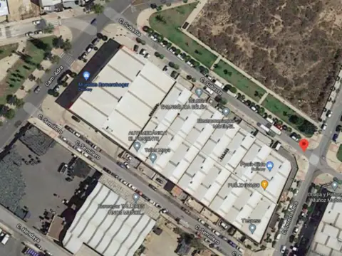 Nave industrial en Barrio Sur