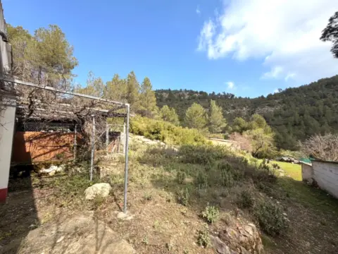 Casa rústica en Polígono 40, Par. 25
