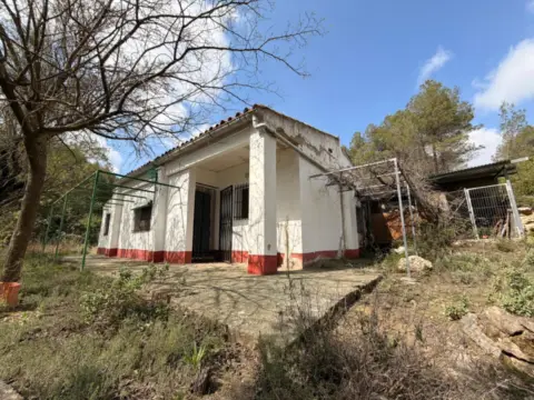 Casa rústica en Polígono 40, Par. 25