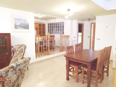 Casa adosada en Hellín