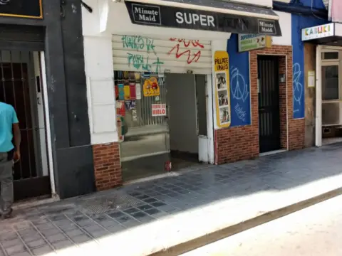 Local comercial en Carrer de Borrull