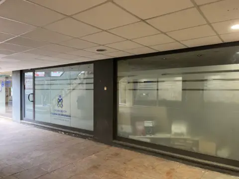 Local comercial en Plaza de Paola Blasco, 1