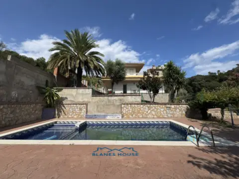 Casa en calle Benidorm