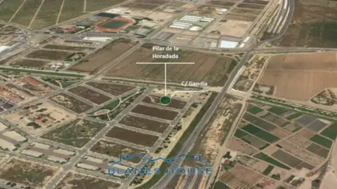 Terreno en calle de La Manzanales Glans, nº 42