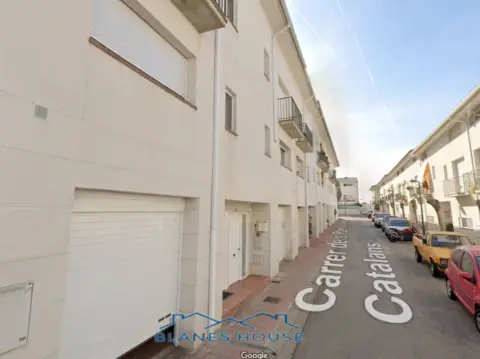 Chalet adosado en Carrer dels Països Catalans, 20