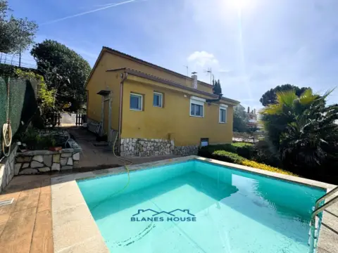 Casa en calle Pinatell