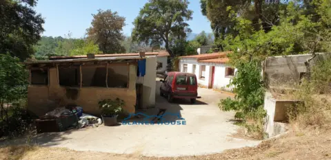 Casa rústica en calle La Fabrega