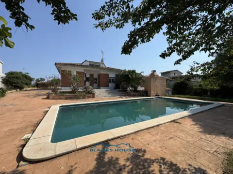 Casa en Carretera Argimont